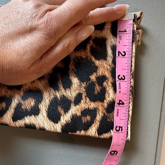 Leopard Print Women's Bag - Picture 5 of 7